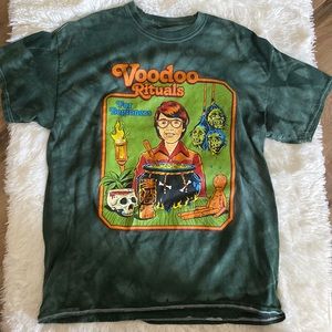 A steven Rhodes dark green tie dye, voodo graphic tee shirt